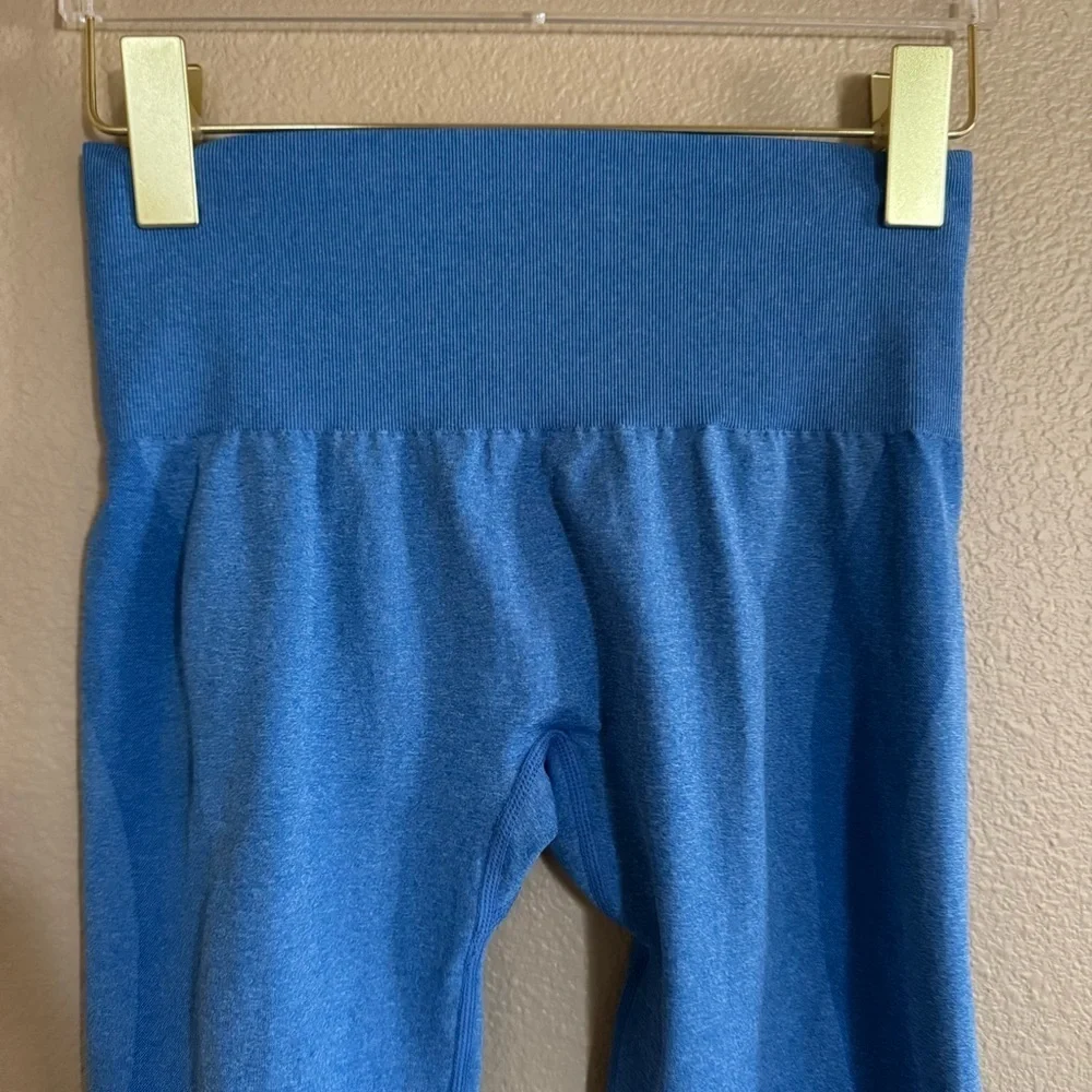 NVGTN Ocean Blue Curve Seamless Leggings Women’s size Small